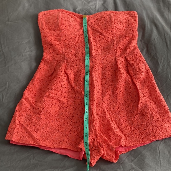 2/$30 🩷🧡 Deb jumpsuit, corral, small (estimate), lace - Picture 7 of 8